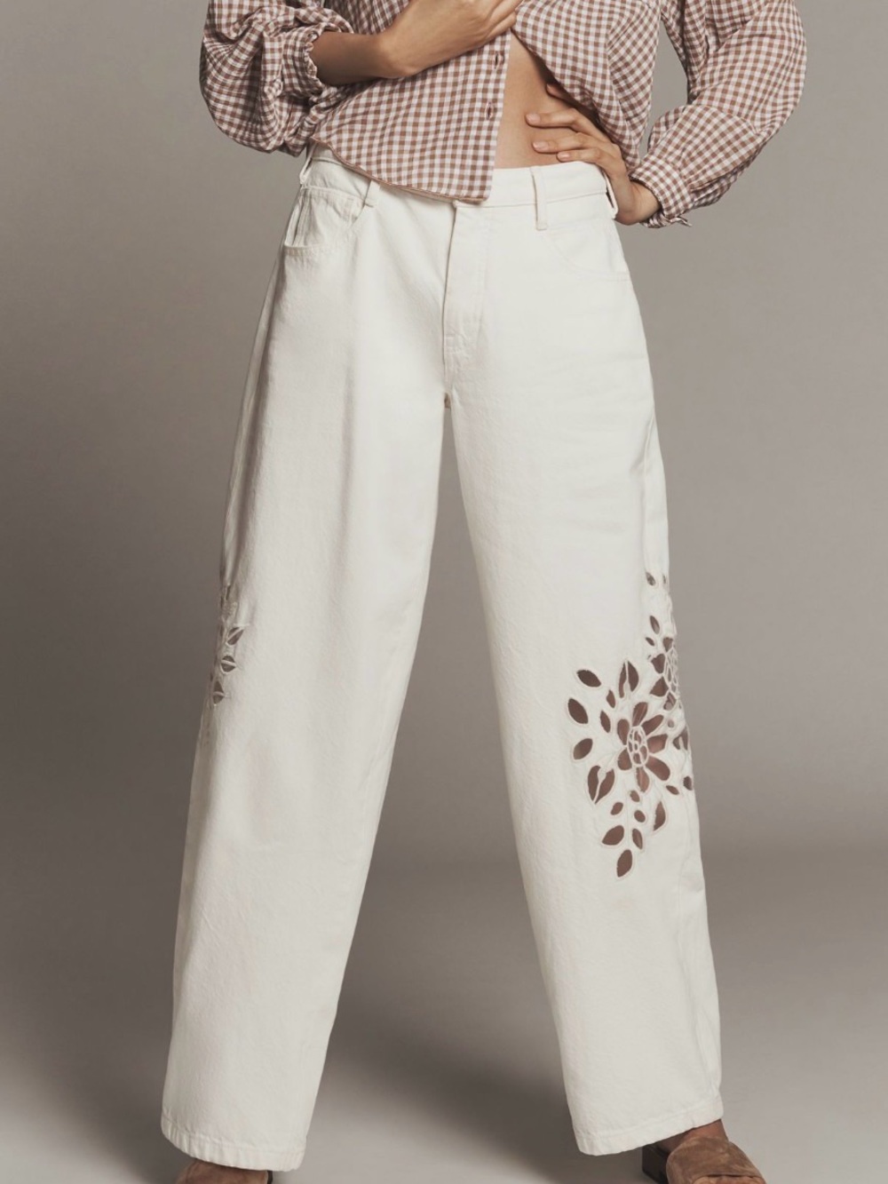 Anthropologie Pilcro Mid-Rise Relaxed Tapered Jeans - Picture 3 of 9